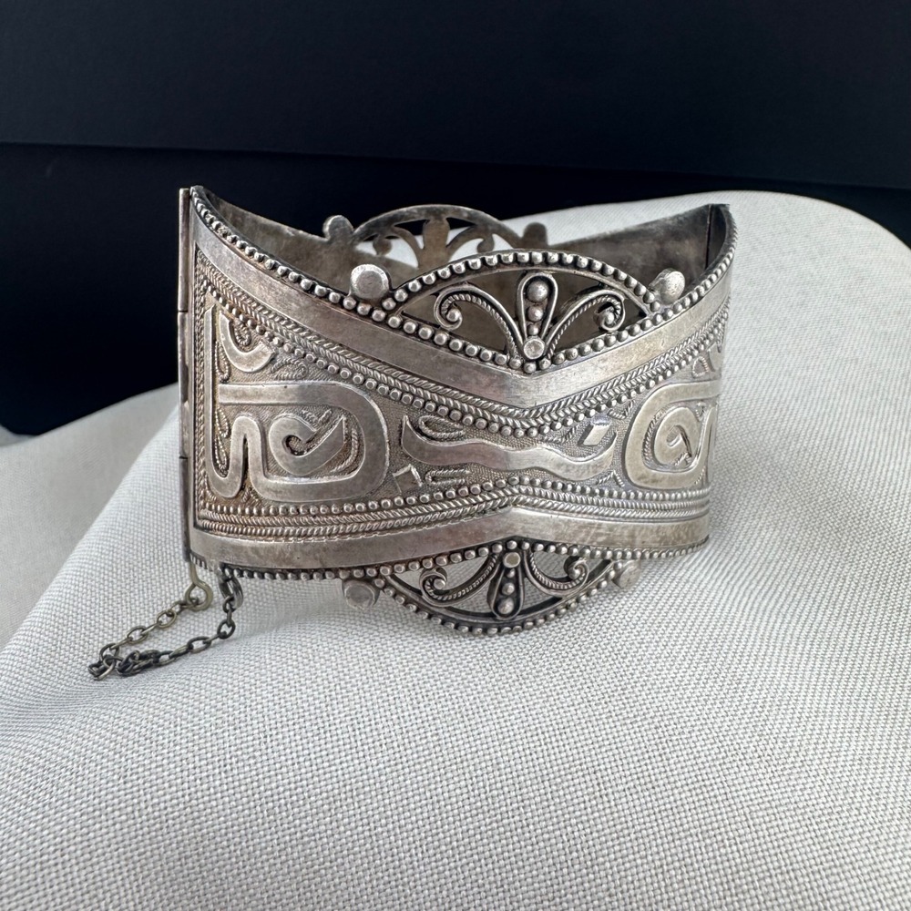 Vintage Ethnic Cuff Bracelet Tribal Hinged Silver Tone Wide Bangle Boho